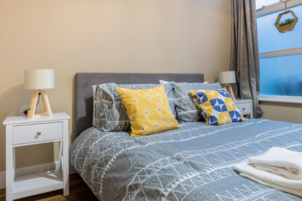 Modern 2Bd Flat In Camden Town London Apartment ภายนอก รูปภาพ